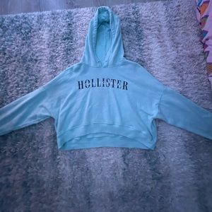 Cropped Hollister hoodie